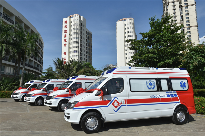 上汽集團、上海煙草集團愛心救護車捐贈活動在海南、青海兩地同時進行