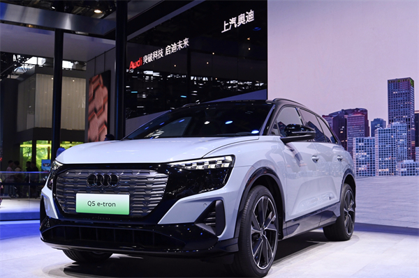 創(chuàng)新“來(lái)電” 上汽集團(tuán)整體亮相2024北京國(guó)際車(chē)展